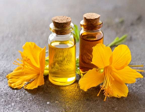 Palmarosa Essential Oil: Benefits for Skin Care