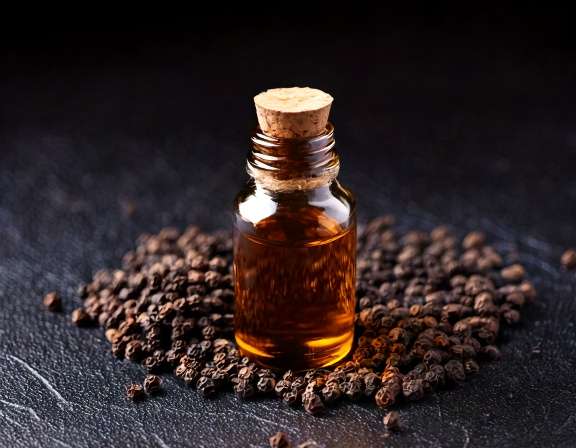 Black Pepper Essential Oil for Non-Toxic Kitchen Cleaning