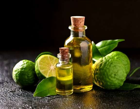 Bergamot Essential Oil: A Safe Beginner's Guide